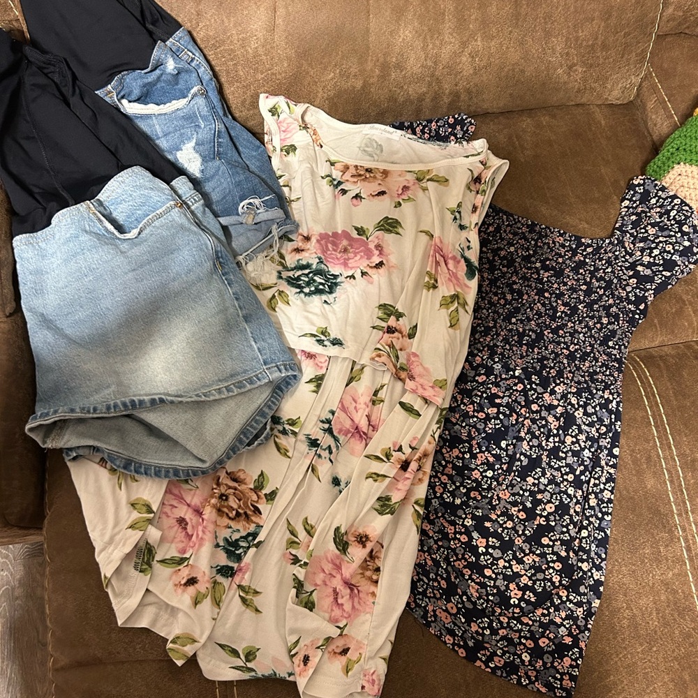 Maternity / Nursing Clothes Summer Bundle